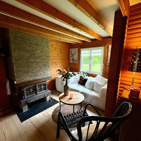 Convivial Avec Vue Sur La Riviere - 62 M² Chalet Authuille