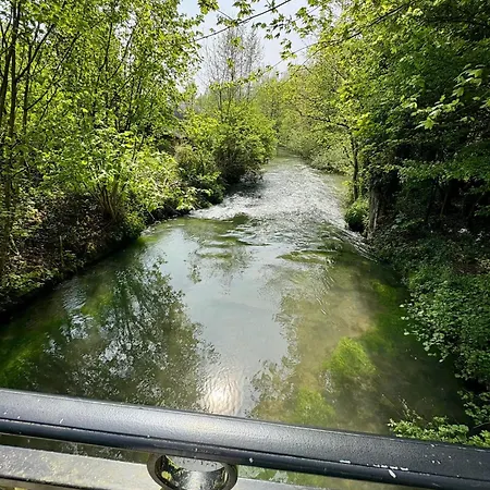 Chalet Chalet convivial avec vue sur la rivière - 62 m² *