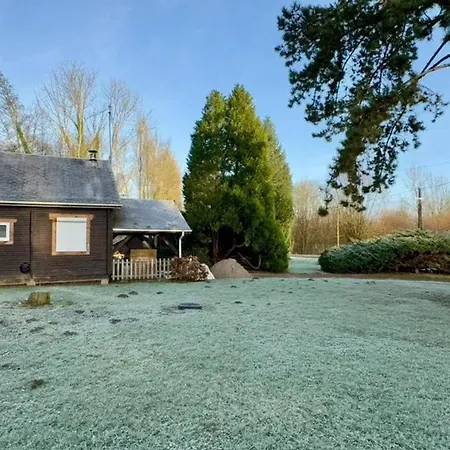 Chalet Convivial Avec Vue Sur La Riviere - 62 M² Authuille