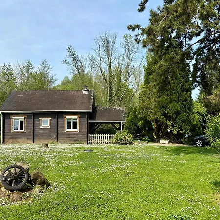 Convivial Avec Vue Sur La Riviere - 62 M² Chalet