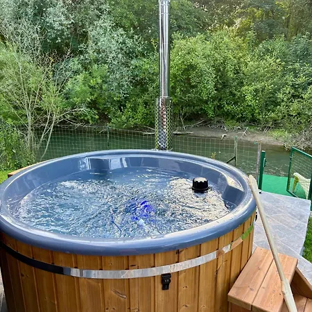 Chalet convivial avec vue sur la rivière - 62 m² Authuille