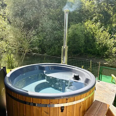 Chalet convivial avec vue sur la rivière - 62 m² Chalet Authuille